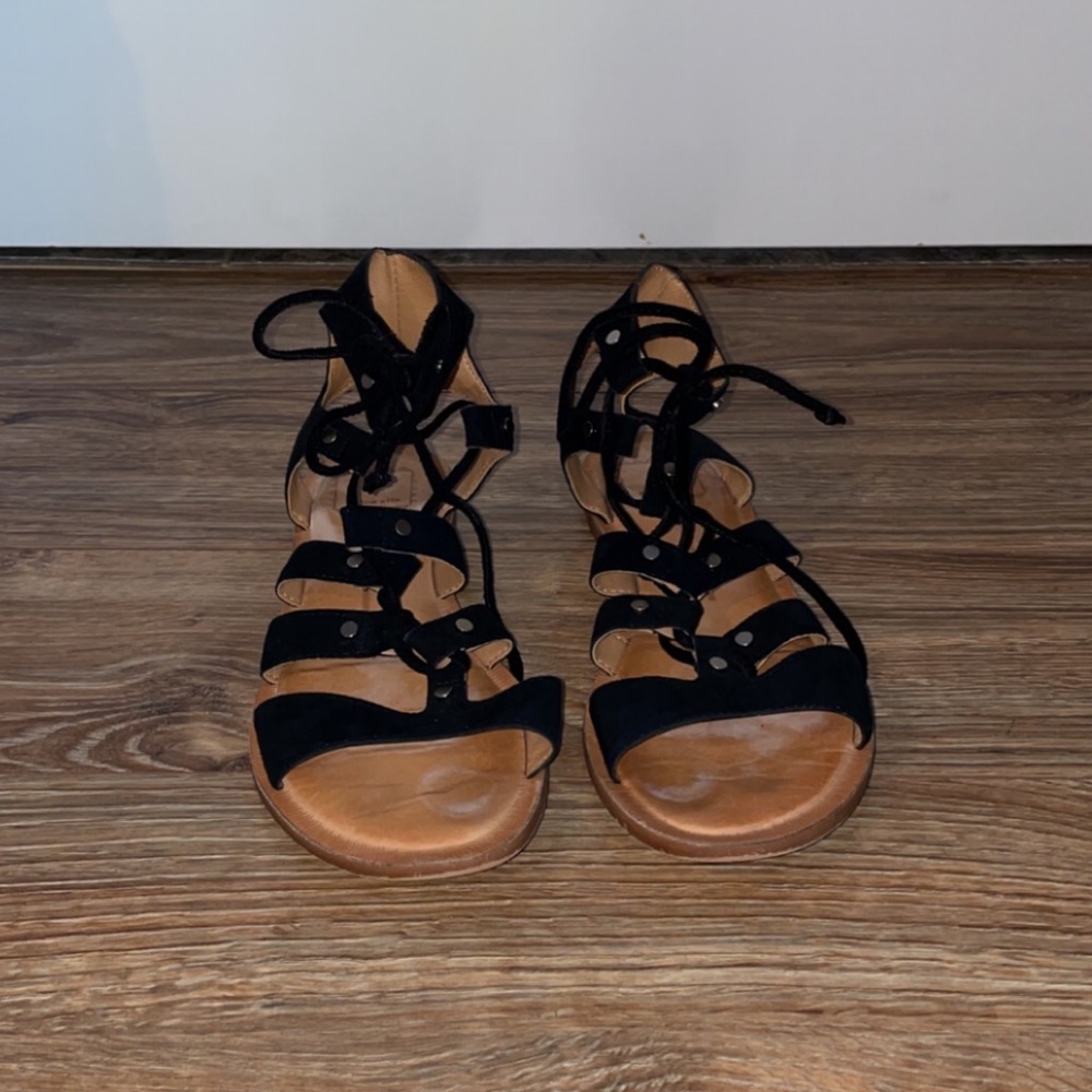 Dolce Vita Black Gladiator Lace Up Sandals - Picture 2 of 11